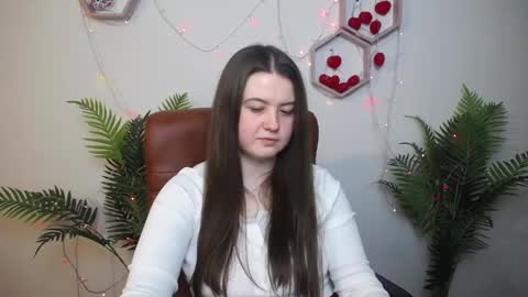 MavkaCute online show from April 17, 2026, 6:55 pm