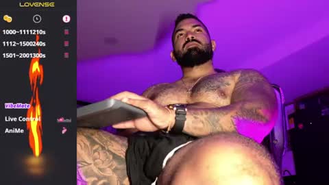 max__prada online show from July 5, 2026, 4:19 am