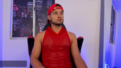 Snapshot of max_conor_ chatting on January 30, 2025, 7:37 pm Max Conor online show from January 30, 2025, 7:37 pm