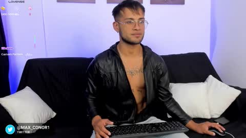 Max Conor online show from December 19, 2025, 4:08 am