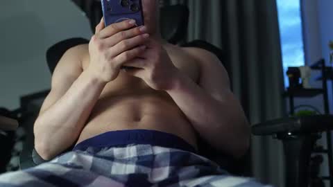 Snapshot of max_cortes1_ chatting on July 5, 2026, 11:34 pm 60 OFF ON MY OF ONLY FOR TODAY online show from July 5, 2026, 11:34 pm