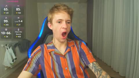 Max Gen with tats 24years  And Ethan without tats 20 years online show from December 24, 2024, 11:11 pm