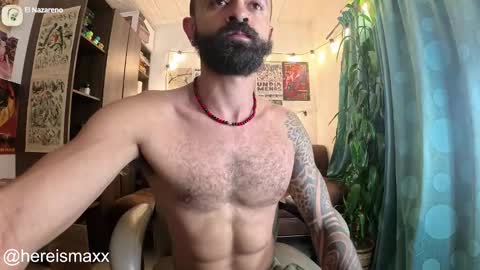 Snapshot of max_greenn chatting on October 14, 2025, 9:54 am Max Follow me IGX hereismaxx online show from October 14, 2025, 9:54 am