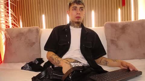 Snapshot of max_hader chatting on February 14, 2026, 1:08 pm Max online show from February 14, 2026, 1:08 pm