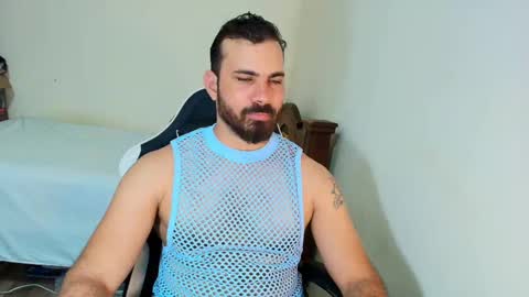 Snapshot of max_love25 chatting on September 21, 2025, 7:48 pm max_love25 online show from September 21, 2025, 7:48 pm