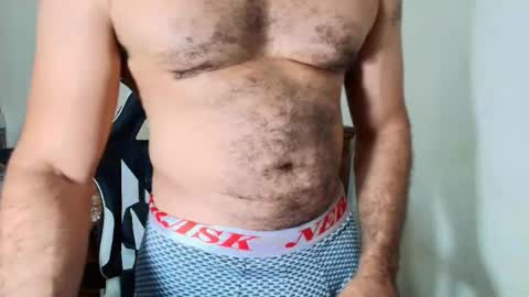 max_love25 online show from November 14, 2025, 9:02 pm