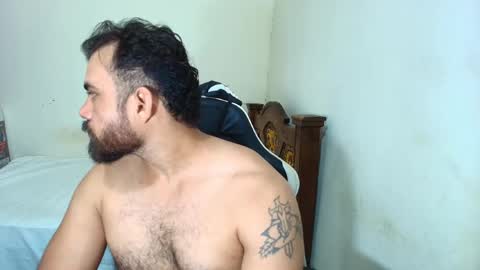 max_love25 online show from November 30, 2025, 7:07 pm