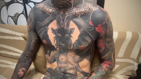 Snapshot of max_reaves chatting on January 25, 2025, 6:45 am online show from January 25, 2025, 6:45 am