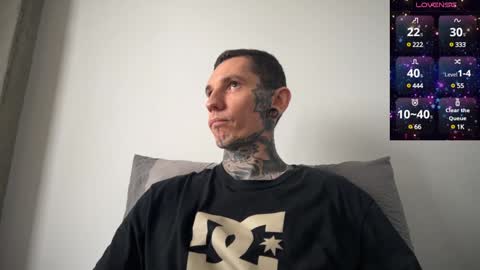 Snapshot of max_reaves chatting on February 4, 2025, 11:38 am online show from February 4, 2025, 11:38 am