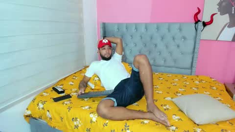 max_sexyhot26 online show from December 26, 2024, 2:55 am