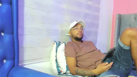 max_sexyhot26 online show from February 5, 2025, 2:29 am