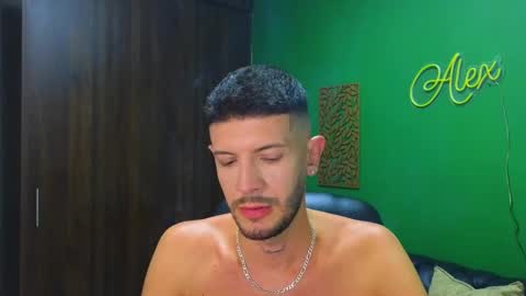 Max Taylor online show from December 30, 2024, 10:01 pm