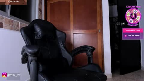 max_valiant1 online show from November 28, 2025, 5:54 am