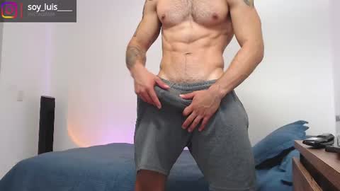 Snapshot of max_xl_ chatting on July 4, 2026, 11:33 pm max_xl_ online show from July 4, 2026, 11:33 pm
