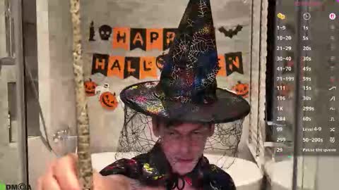 Max online show from October 31, 2025, 9:16 pm