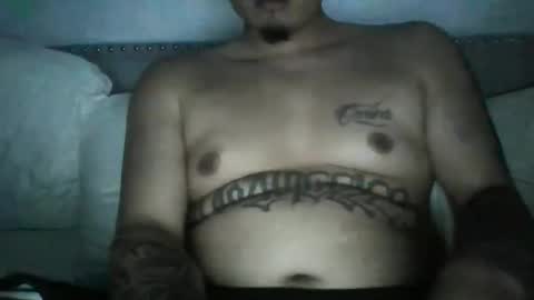 maxbee1323 online show from April 12, 2026, 5:07 pm