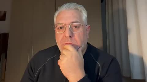 maxbillo online show from March 28, 2026, 11:26 pm