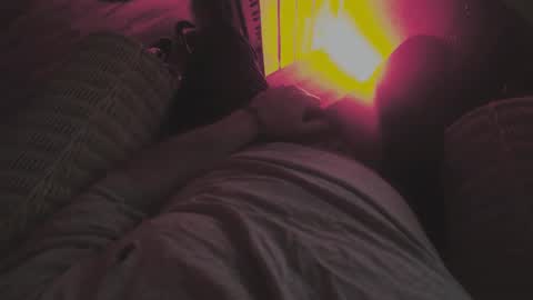 Snapshot of maxcamlove chatting on February 11, 2026, 3:22 am maxcamlove online show from February 11, 2026, 3:22 am