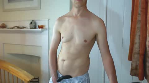 Max Davies online show from July 14, 2026, 10:21 am