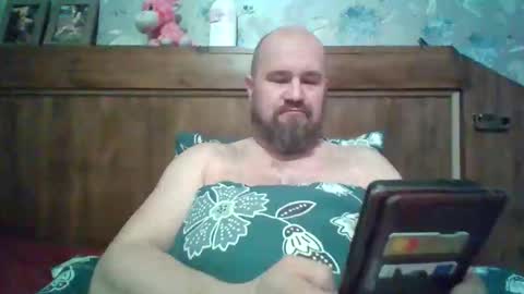 maxhunter online show from April 9, 2026, 10:04 pm