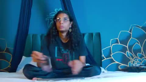 Snapshot of maxi_max0 chatting on July 13, 2026, 7:27 pm Maxi Max online show from July 13, 2026, 7:27 pm