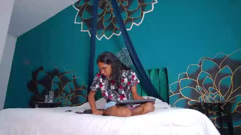 Snapshot of maxi_max0 chatting on July 14, 2026, 7:19 pm Maxi Max online show from July 14, 2026, 7:19 pm