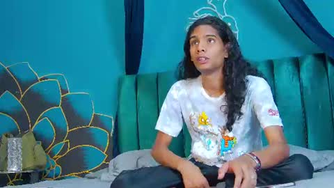 Snapshot of maxi_max0 chatting on July 18, 2026, 7:28 pm Maxi Max online show from July 18, 2026, 7:28 pm