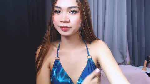 Snapshot of maxie_greyson chatting on December 16, 2024, 2:36 am maxie greyson online show from December 16, 2024, 2:36 am