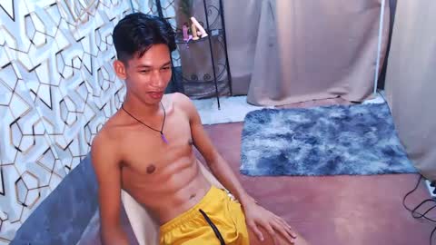 Reyn online show from February 7, 2025, 2:26 pm