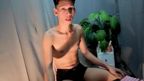 Reyn online show from September 27, 2025, 12:21 pm