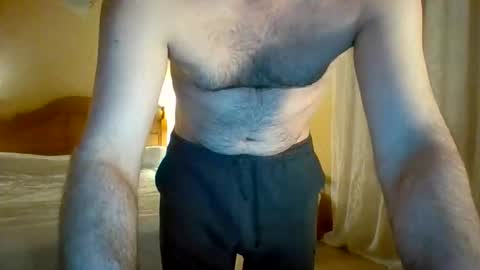 Maxim online show from April 19, 2026, 10:23 pm