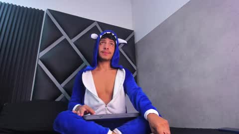 Snapshot of maximiliano_jam chatting on September 20, 2025, 3:51 am maxi online show from September 20, 2025, 3:51 am