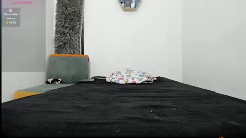 Snapshot of maximo__77 chatting on October 1, 2025, 11:33 pm maximo__77 online show from October 1, 2025, 11:33 pm