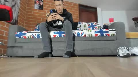 Snapshot of maximo__77 chatting on March 18, 2026, 3:42 am maximo__77 online show from March 18, 2026, 3:42 am