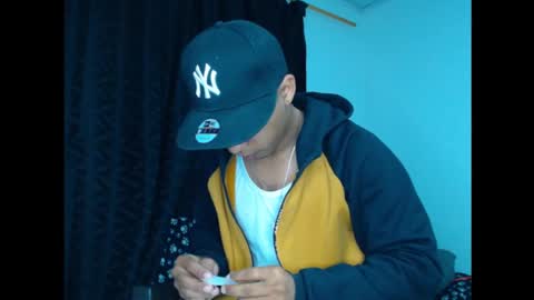 Maximo Aron Vega online show from December 14, 2024, 10:34 am