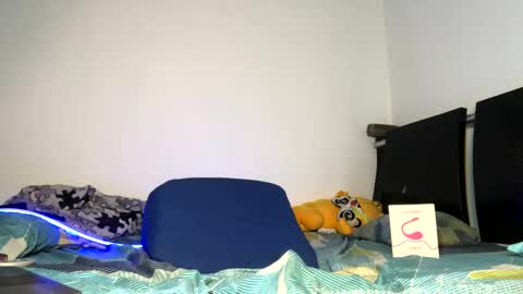 Maximo Aron Vega online show from March 10, 2025, 10:26 am