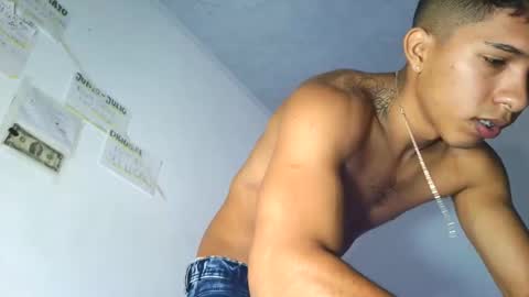 Maximo Aron Vega online show from February 11, 2026, 12:21 pm