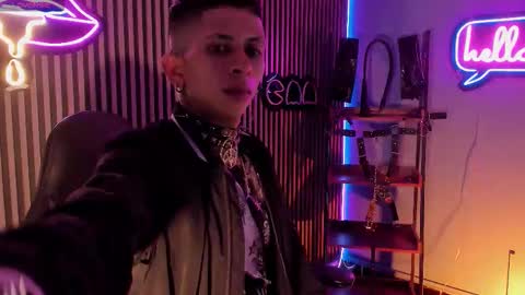 MAXIMO online show from March 17, 2026, 4:50 am