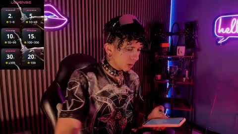 MAXIMO online show from April 5, 2026, 1:03 am