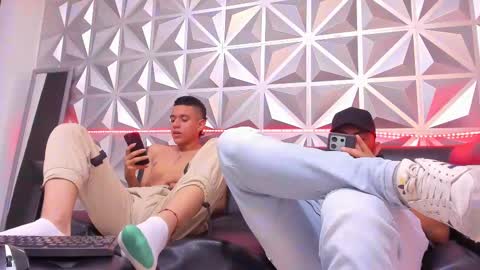 Snapshot of maximuss_19 chatting on December 19, 2024, 2:46 pm Maximus online show from December 19, 2024, 2:46 pm