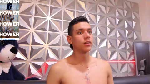 Snapshot of maximuss_19 chatting on January 7, 2025, 9:25 pm Maximus online show from January 7, 2025, 9:25 pm