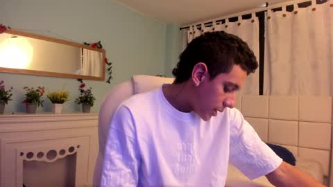 Snapshot of maximuss_19 chatting on February 1, 2025, 7:23 pm Maximus online show from February 1, 2025, 7:23 pm