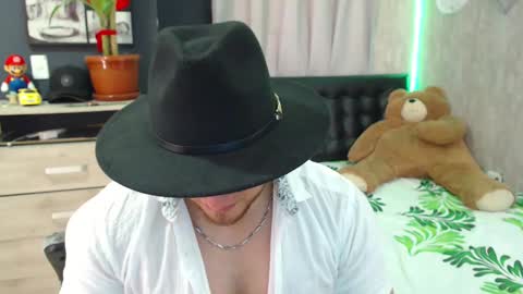 Snapshot of maximussantorini chatting on January 2, 2025, 2:24 pm maximus online show from January 2, 2025, 2:24 pm