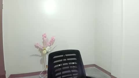 Snapshot of maxine_fucks chatting on September 12, 2025, 12:27 pm maxine_fucks online show from September 12, 2025, 12:27 pm