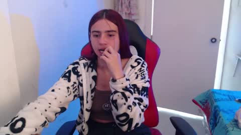 maxinesex_ online show from February 14, 2026, 2:47 pm