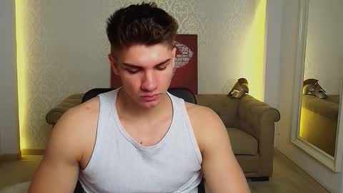 Snapshot of maxkaiden chatting on September 20, 2025, 5:41 am MaxKaiden online show from September 20, 2025, 5:41 am