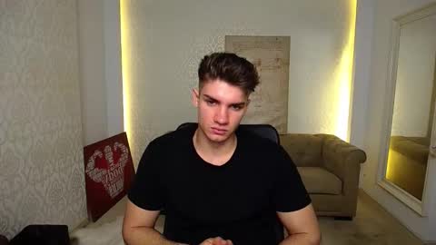 Snapshot of maxkaiden chatting on October 11, 2025, 5:17 am MaxKaiden online show from October 11, 2025, 5:17 am