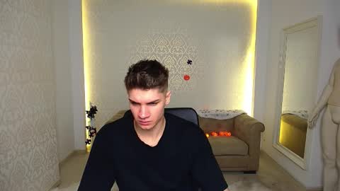 Snapshot of maxkaiden chatting on October 20, 2025, 4:57 am MaxKaiden online show from October 20, 2025, 4:57 am