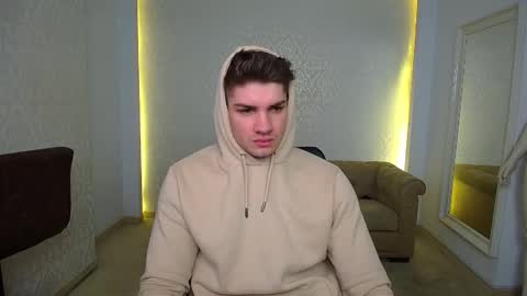 MaxKaiden online show from February 4, 2026, 5:46 am