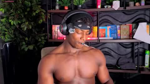 Maxmuscle10 online show from February 1, 2026, 10:03 am